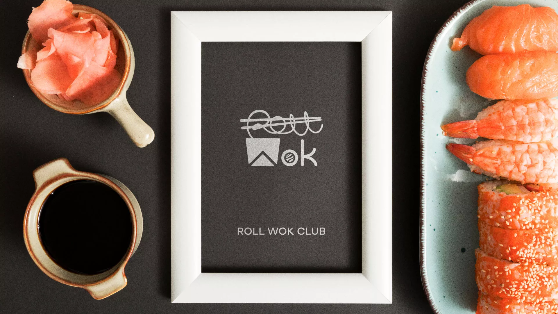 Разработка логотипа суши-бара «Roll Wok Club» в Салавате
